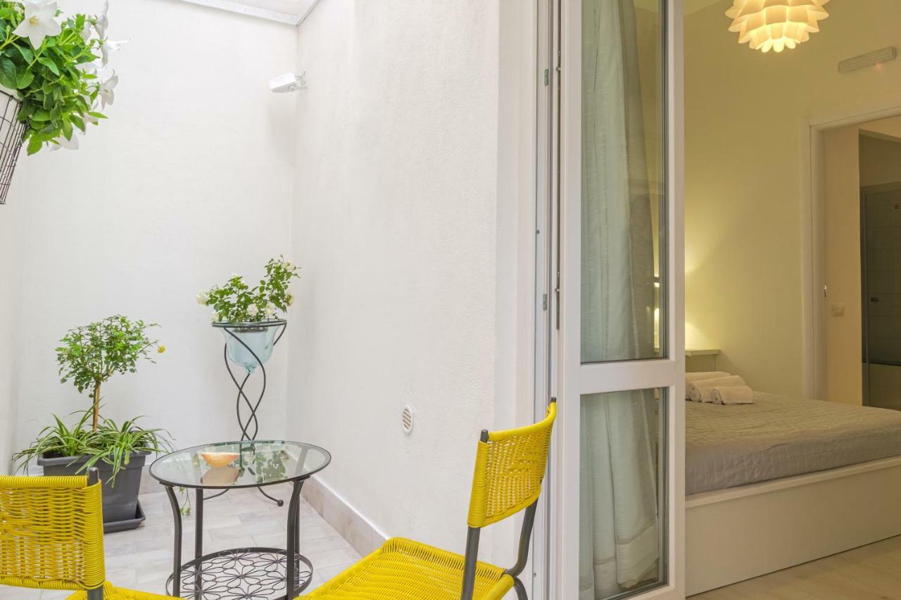 Guest Home Rose Giardini Naxos Eksteriør billede